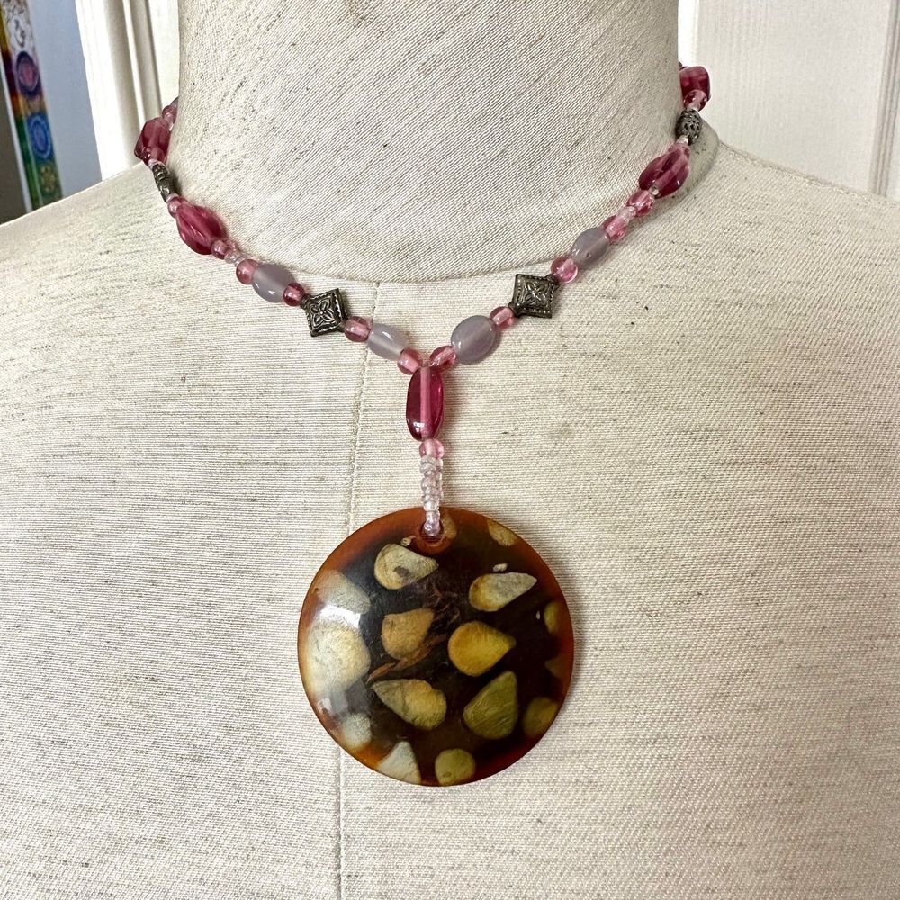 Pink beaded pendant necklace